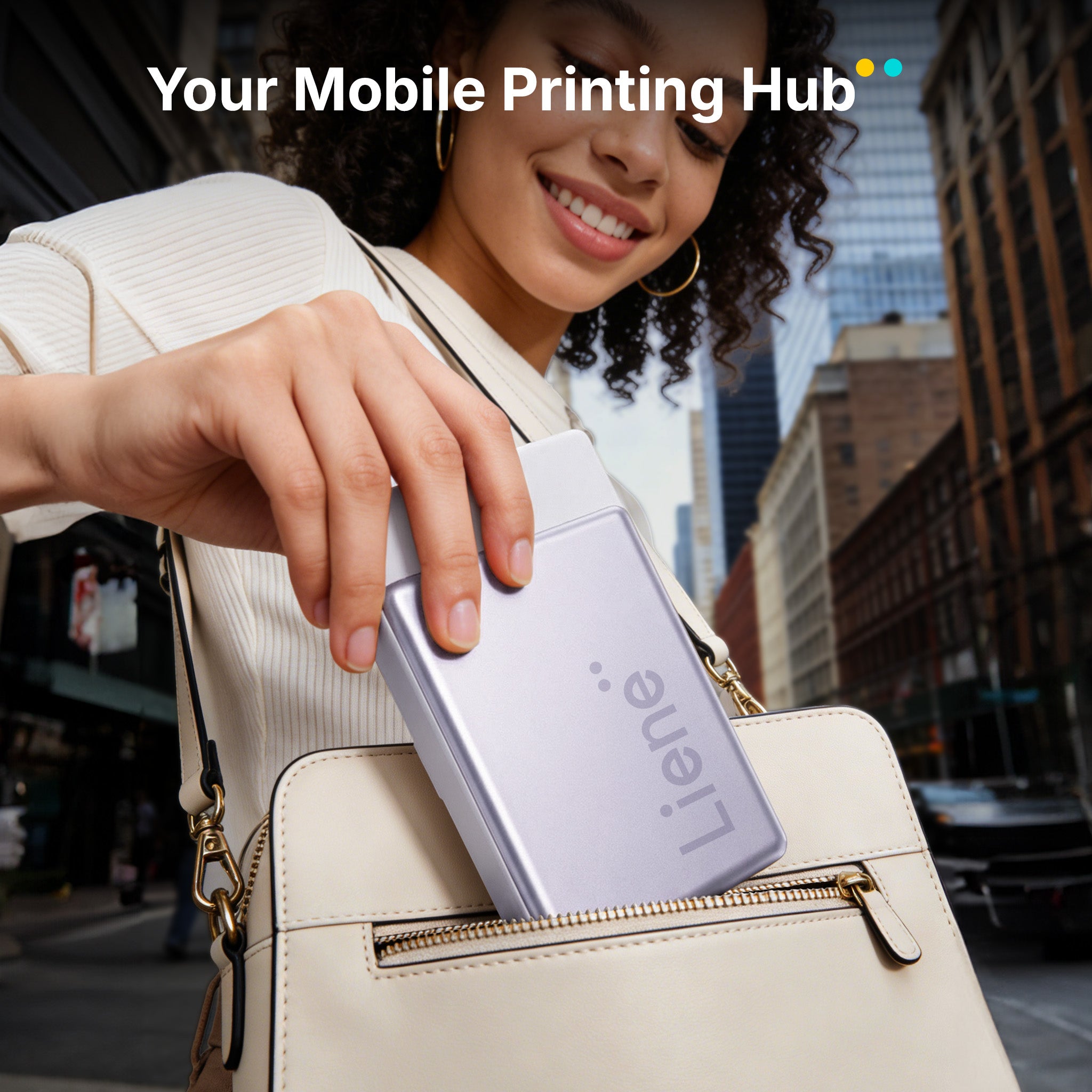 Woman holding a portable printing device labeled 'Lien' against an urban background.